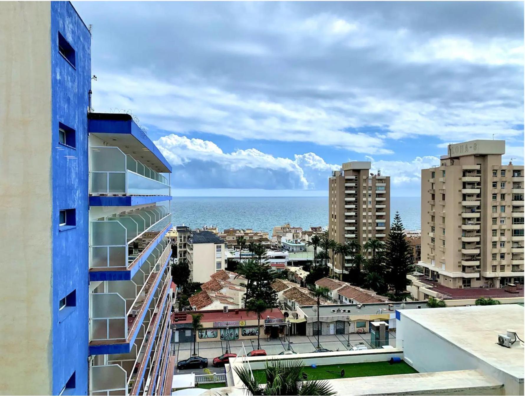 Inviting Studio With Sea View Torremolinos Kültér fotó